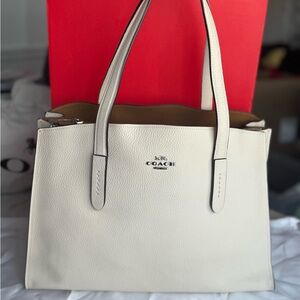 Coach Charlie Carryall (Chalk)